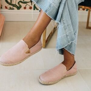 Womens Olukai Kaula Pa'a Kapa Rose Sea Salt Pink Canvas Espadrille Size 6 EU36